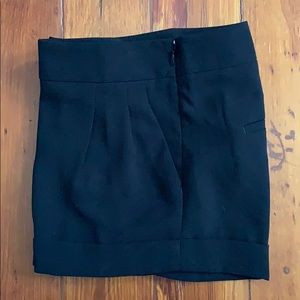 Express pleated shorts